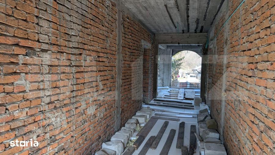 Proprietate deosebita cu teren generos refugiu de liniste in Magur - 11