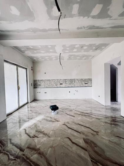 Duplex cu 4 camere cu Canalizare în Moșnița Nouă