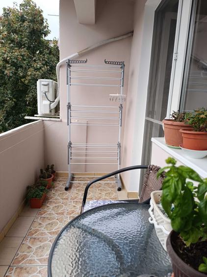 Apartament cu 3 camere decomandat în Micro 16