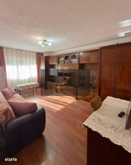 Apartament cu 3 camere decomandat în Lotus