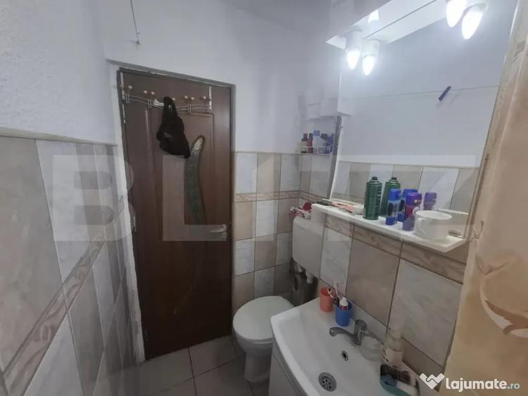 Apartament cu 2 camere semidecomandat în Micro 15
