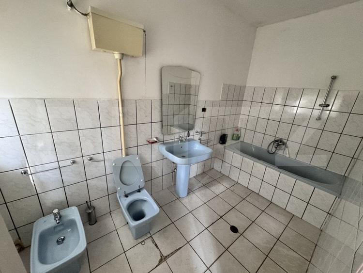 Spațiu industrial, de 3,800 mp, în Aiud