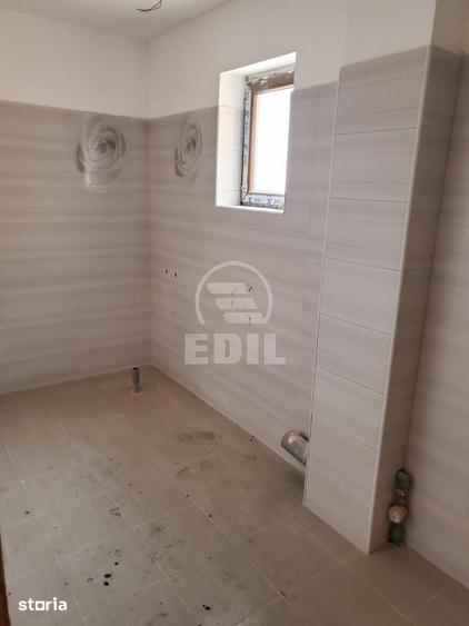 Spațiu comercial, de 62 mp, în Florești