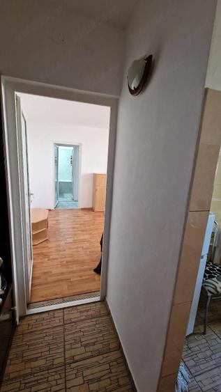 Apartament cu 2 camere semidecomandat în Tomis Nord