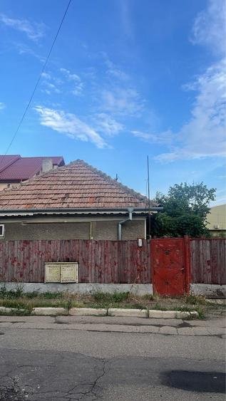 Teren de 437 mp, în 23 August