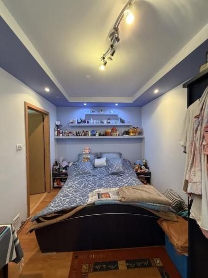 Apartament cu 3 camere semidecomandat în Kiriac