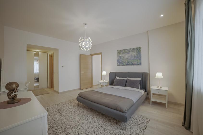 Apartament cu 2 camere semidecomandat, mobilat în Splaiul Unirii