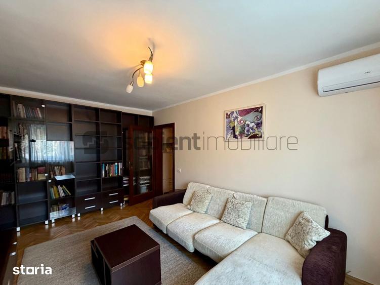 Apartament cu 3 camere decomandat în Cetății