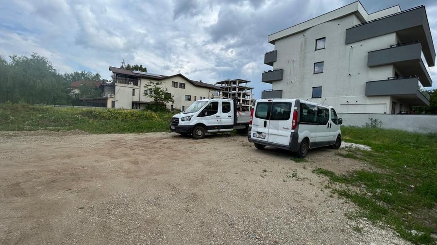 Teren Construcții intravilan de 2060 mp, în Iancu Nicolae