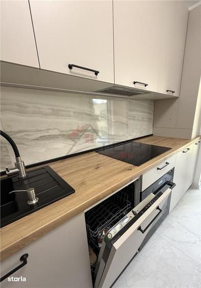 Apartament cu 2 camere decomandat în Aroneanu