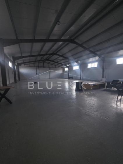 Spațiu comercial, de 1,000 mp, în Palas
