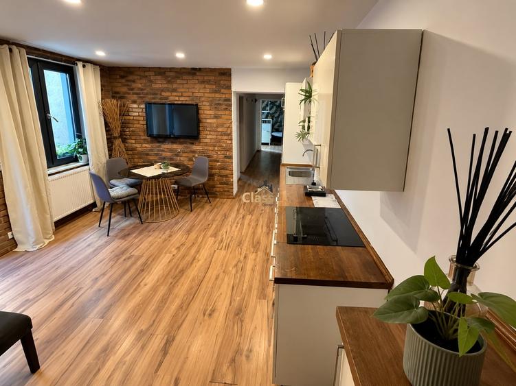 Apartament cu 2 camere semidecomandat, mobilat în Gheorgheni