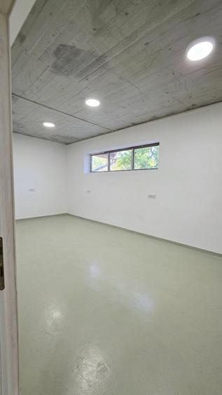 Casă cu 6 camere cu Garaj în Snagov