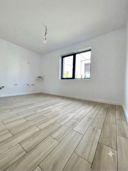 Casă P+M, 5 camere - 2 bai, 108 mp utili, teren 259 mp Berceni - 11