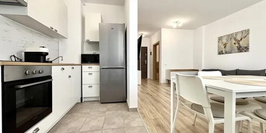 Apartament cu 2 camere decomandat în Torontalului