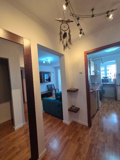 Apartament cu 2 camere decomandat în Obor