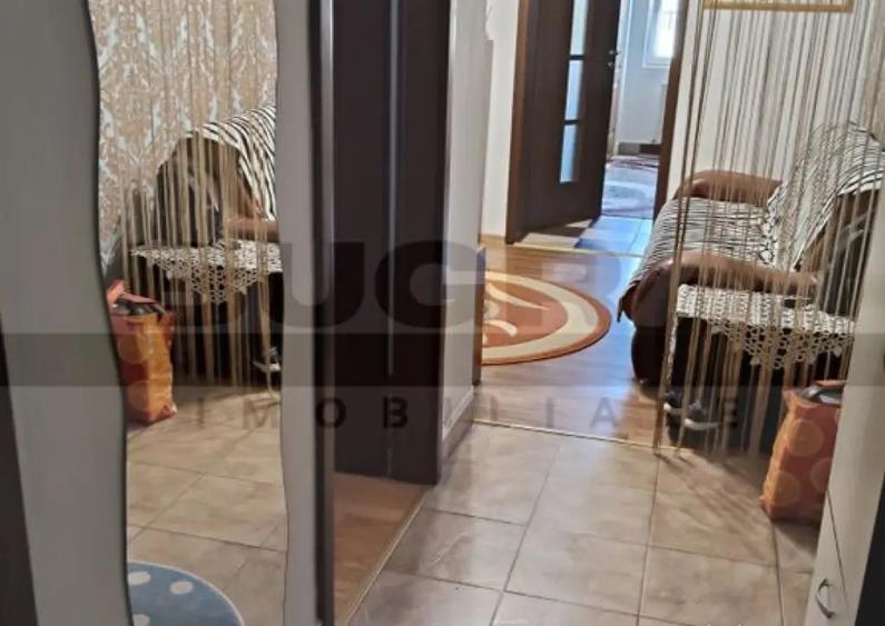 Apartament cu 3 camere decomandat în Apahida