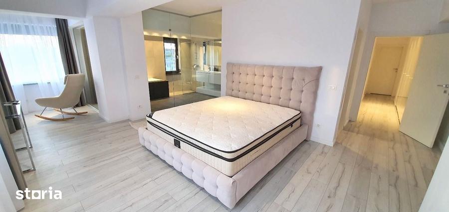 Apartament cu 4 camere în Dămăroaia