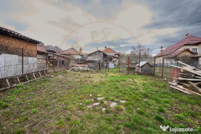 Casă cu 3 camere cu Teren 831 Mp în Central
