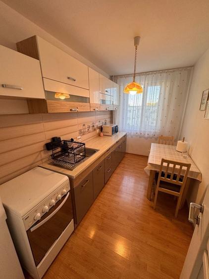 Apartament cu 2 camere semidecomandat în Spitalul Județean
