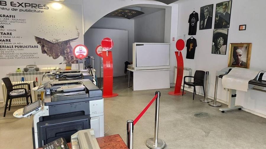 Spațiu comercial, de 89 mp, în Central
