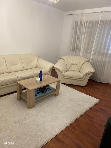Inchiriere apartament 2 camere decomandat, etaj 3, loc de parcare, Cet - 1