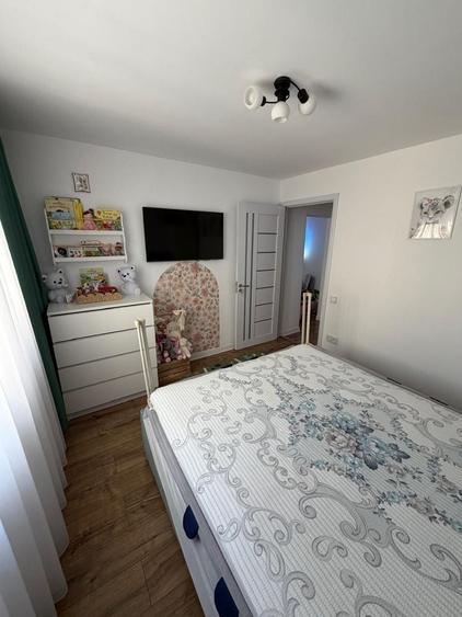Apartament cu 2 camere decomandat în Exterior Vest