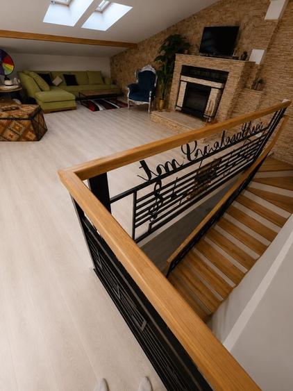 Casă cu 4 camere cu Teren 200 Mp în Central
