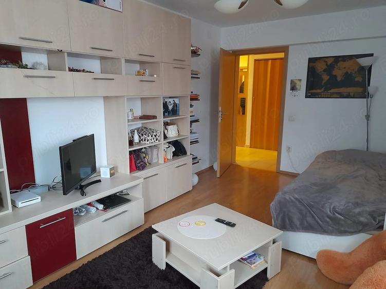 Garsonieră decomandată în Calea Turzii