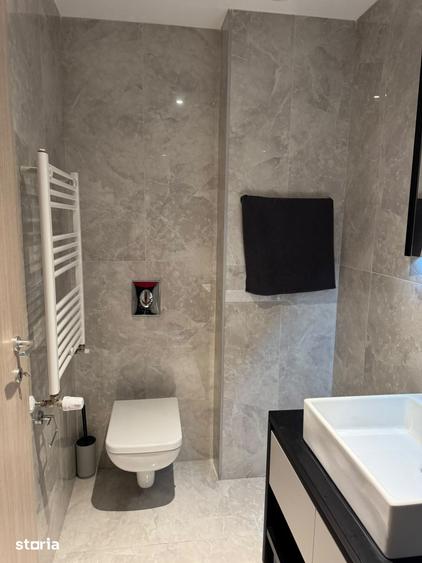 Apartament cu 3 camere în Decebal