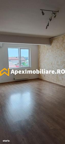 Apartament cu 2 camere semidecomandat în Apărătorii Patriei