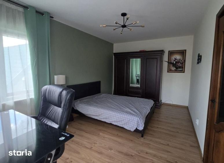 Apartament cu 4 camere în Tătărași