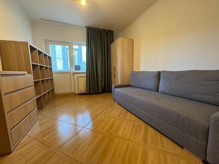 Apartament cu 3 camere în Brâncoveanu