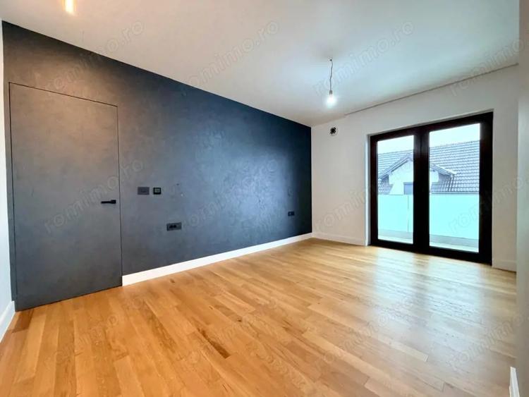 Casă cu 5 camere cu Teren 600 Mp în Buziașului