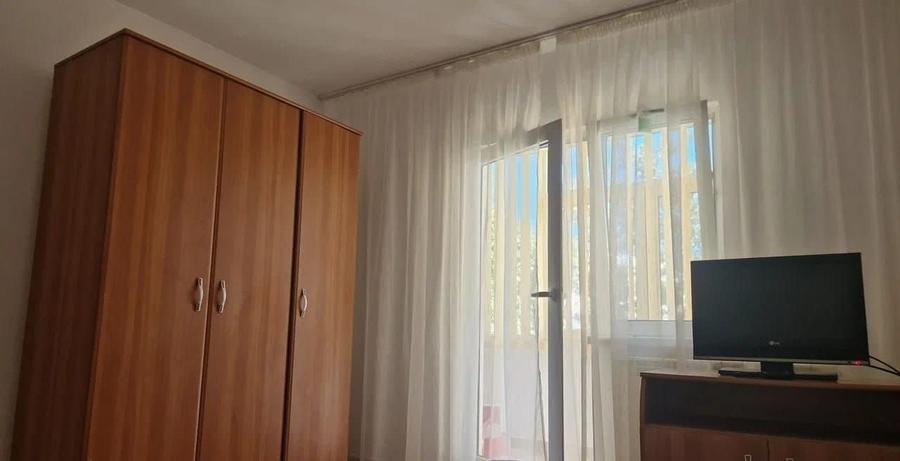 Apartament cu 2 camere decomandat, mobilat în Mazepa 1