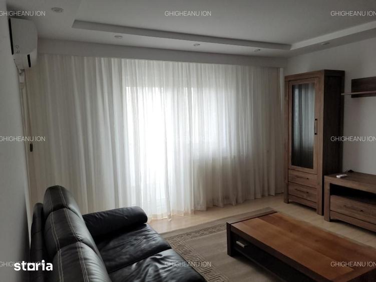 Apartament cu 4 camere decomandat în Vitan