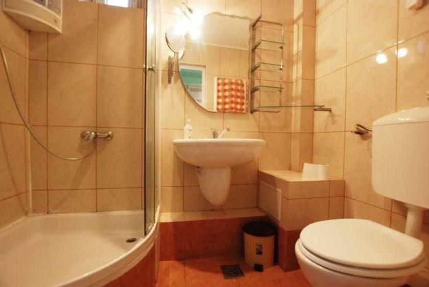 Apartament cu 3 camere decomandat în Dacia