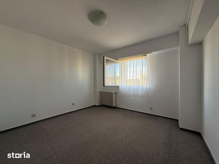 Apartament cu 2 camere decomandat în Centrul Civic