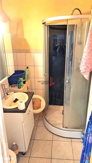 Apartament cu 3 camere decomandat în Colentina