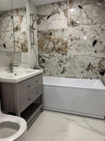 Apartament cu 2 camere decomandat în Nicolina