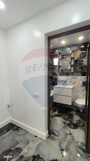Apartament cu 3 camere semidecomandat în Sârbi