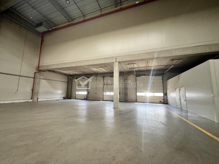 Spațiu comercial, de 2,200 mp, în Central