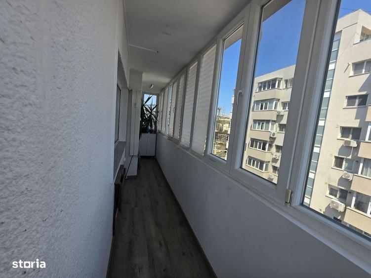 Apartament cu 3 camere în Universitate