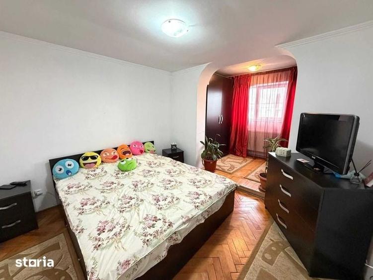 Inchiriez apartament 3 camere - 8