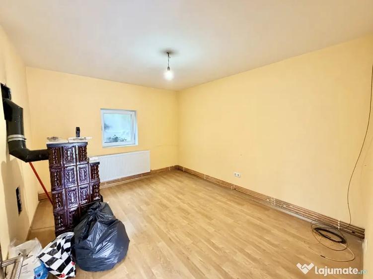 Casă cu 2 camere cu Teren 379 Mp în Moșnița Nouă