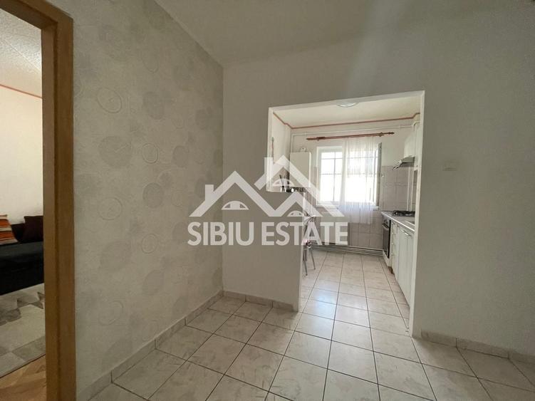 Apartament cu 2 camere decomandat, mobilat în Hipodrom 4