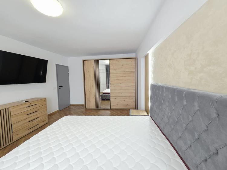 Apartament cu 2 camere decomandat în Mazepa 2