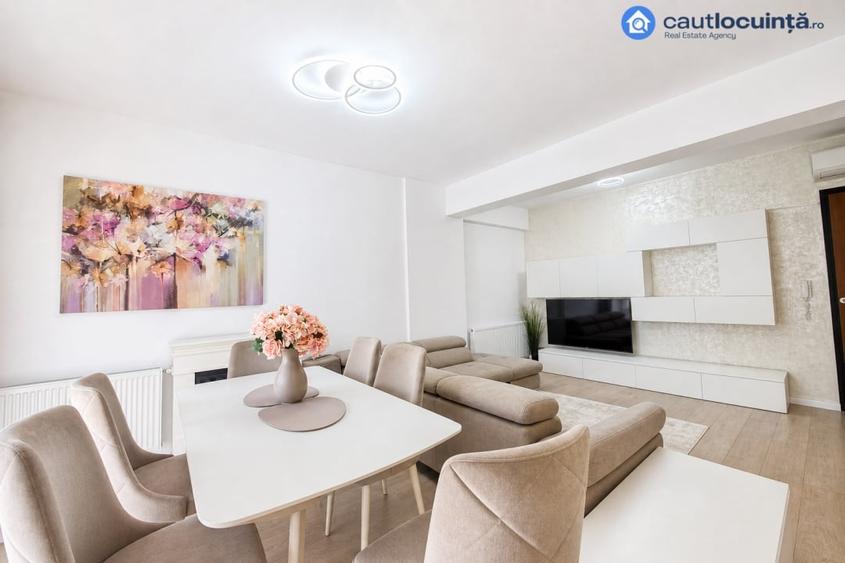 Apartament cu 3 camere semidecomandat în Sisești
