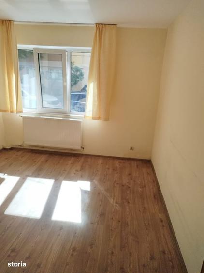 Apartament 2 camere Maratei - piata - 3