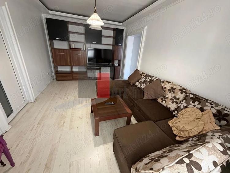Apartament cu 2 camere semidecomandat în Moșilor